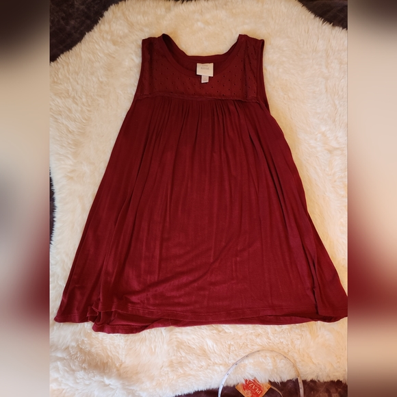 Red tank blouse - Picture 3 of 7